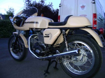 68133b04ec6a1_Ducatichanel 2.jpg